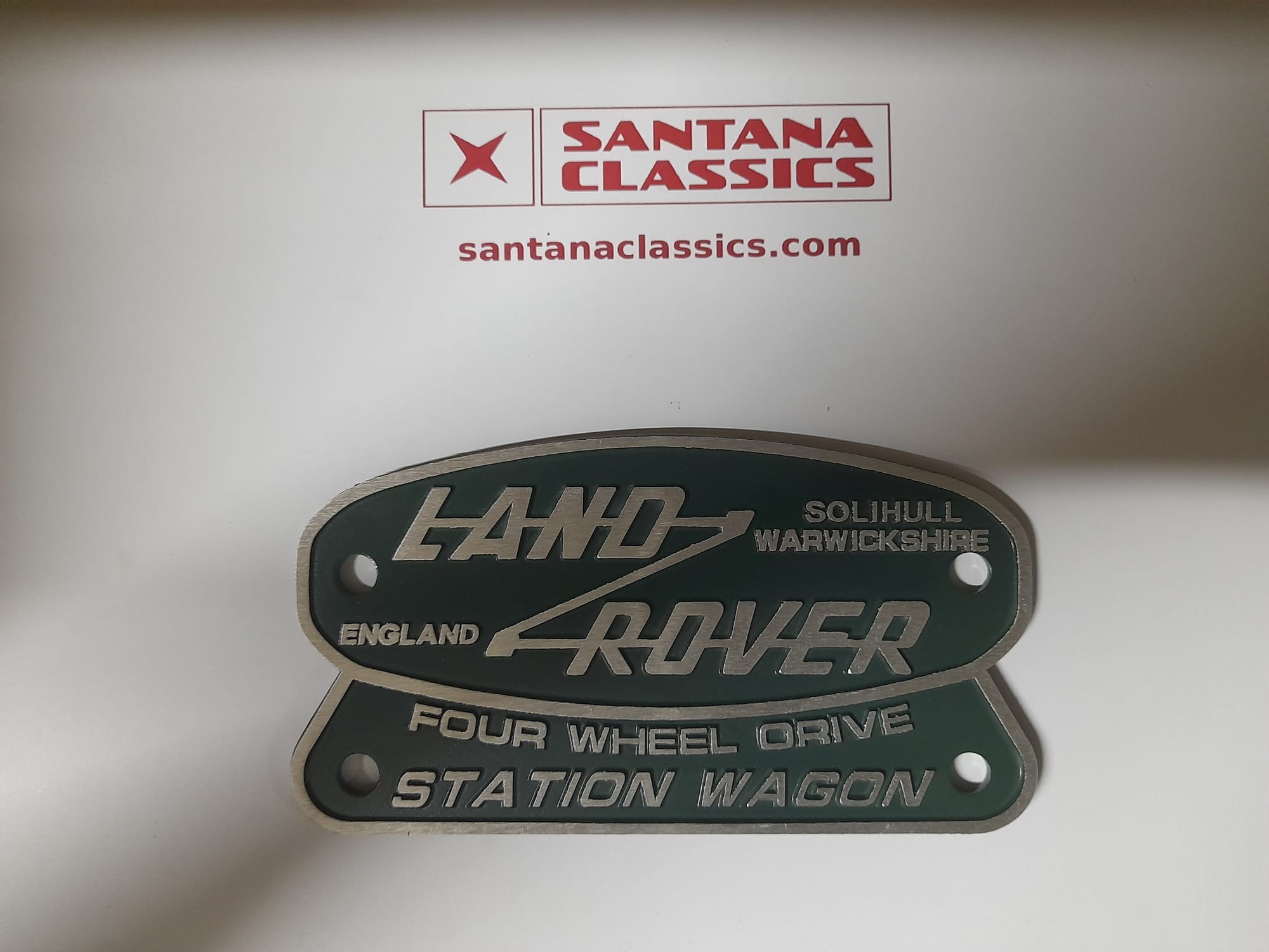 Emblema land rover station wagon verde